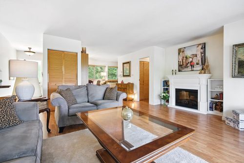 1087 Cecile Dr, Port Moody, BC, V3H1M6 | Card Image