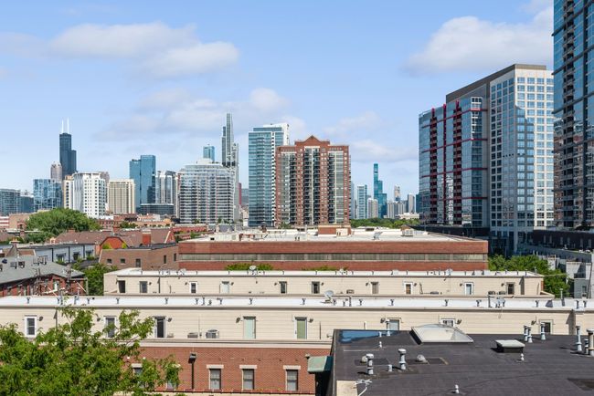 UNIT-505 - 320 E 21 St St, Condo with 2 bedrooms, 2 bathrooms and 1 parking in Chicago IL | Image 31