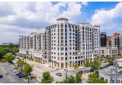 apt-533-301 Altara Ave, Coral Gables, FL, 33146-1467 | Card Image