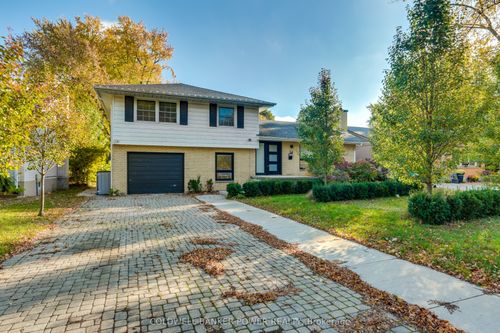 14 Mcleod Cres, London, ON, N5X1S8 | Card Image