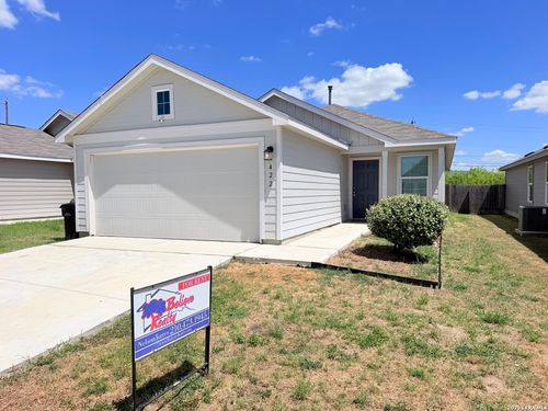 422 Ambush Rdg, San Antonio, TX, 78220-4450 | Card Image