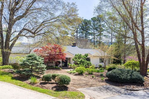 101 Windsor Rd, Asheville, NC, 28804-1610 | Card Image