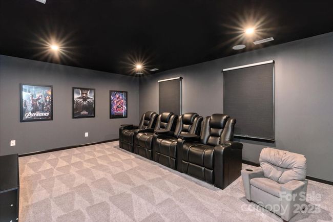 MOVIE THEATER ROOM | Image 24
