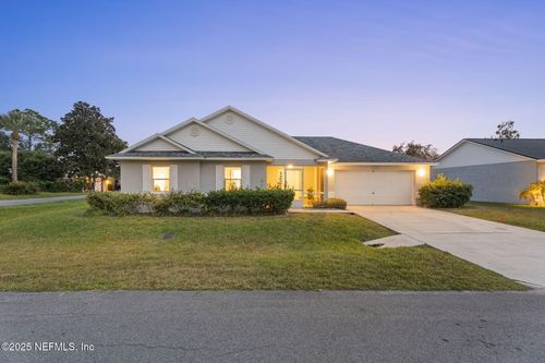 517 Saint Croix St, St Augustine, FL, 32095-9615 | Card Image