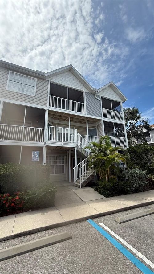 apt-721-850 S Tamiami Trl, SARASOTA, FL, 34236-7847 | Card Image