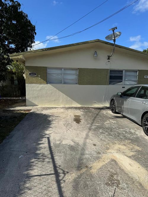 1857-1857 Nw 43rd St, Miami, FL, 33142-4711 | Card Image