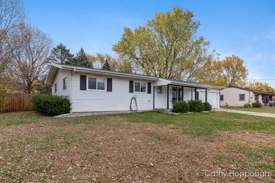 2320 Westover Drive, House other with 3 bedrooms, 1 bathrooms and null parking in Ionia MI | Image 2