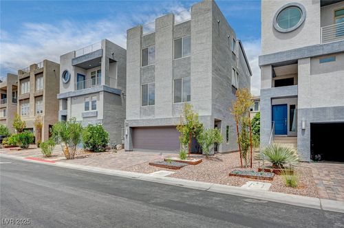8056 Haywood Estate Ave, Las Vegas, NV, 89113-3680 | Card Image
