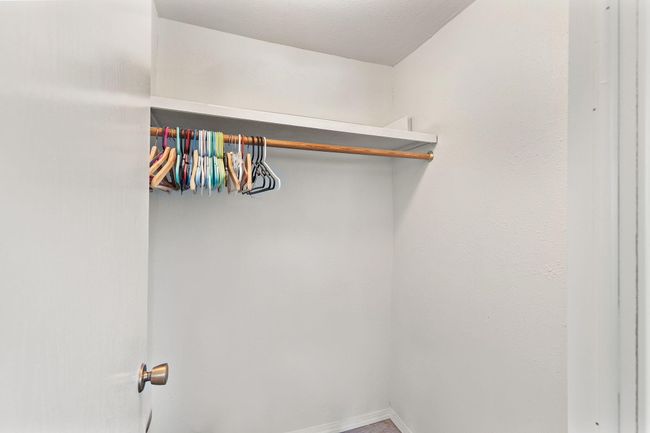 closet | Image 14