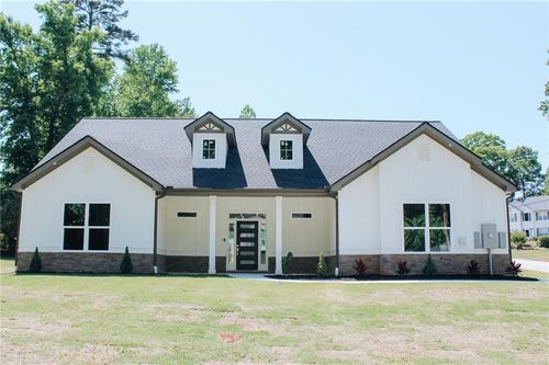 559 Pennybrook Ln, Stone Mountain, GA, 30087-5900 | Card Image