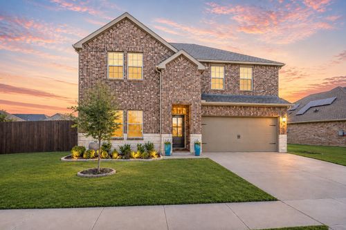 9828 Quail Pointe Rd, Aubrey, TX, 76227-6047 | Card Image