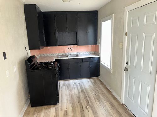 719-717 Genoa Ave, Dallas, TX, 75216-1132 | Card Image