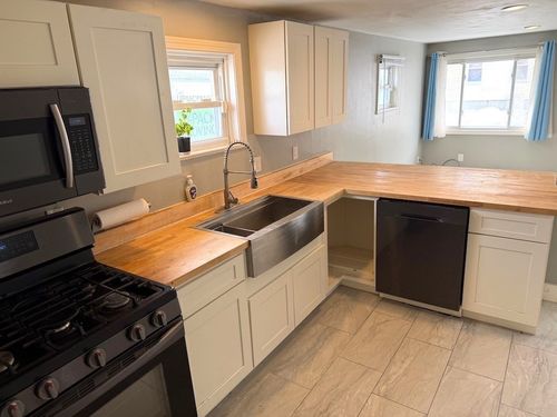 493 Rivet St, New Bedford, MA, 02740-2049 | Card Image