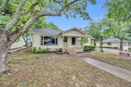 b-214 W Belt Line Rd, Cedar Hill, TX, 75104-1105 | Card Image