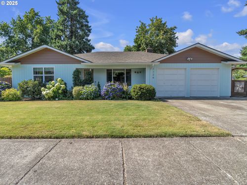 1126 Ne 30th St, McMinnville, OR, 97128-2216 | Card Image