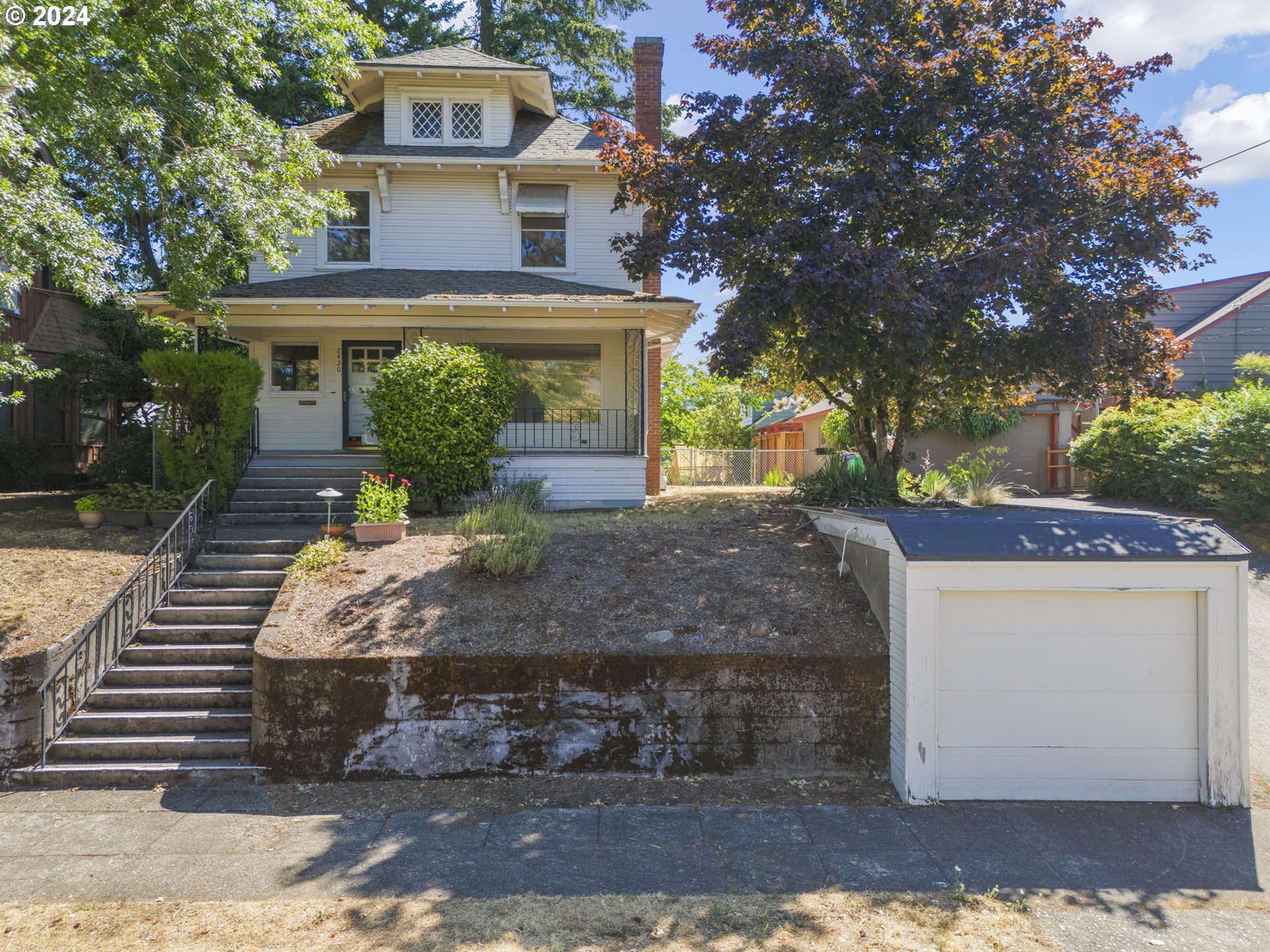 61st Ave, Portland, OR 97213