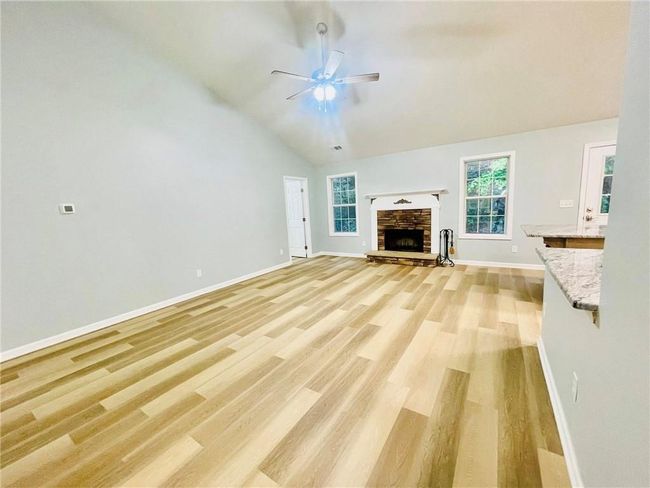 7675 Lanier View Rdg, House other with 3 bedrooms, 2 bathrooms and 2 parking in Cumming GA | Image 19