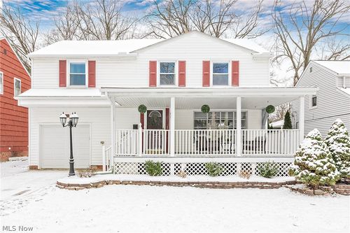 1284 Brainard Rd, Lyndhurst, OH, 44124-1404 | Card Image