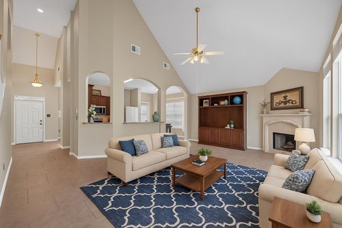 19207 Pinewood Mist Ln, Humble, TX, 77346-3027 | Card Image