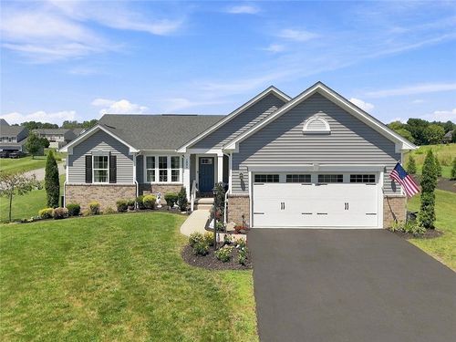 1006 Black Sands Dr, Jeannette, PA, 15644-4775 | Card Image