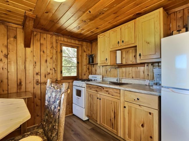 8475 Hillcrest Ln, House other with 4 bedrooms, 2 bathrooms and 4 parking in Saint Germain WI | Image 54
