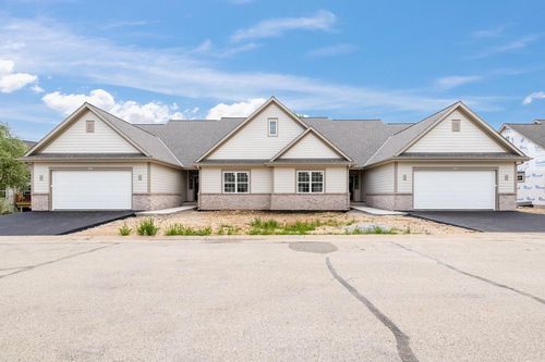 215-1-1793 Cedar Ridge Drive, Slinger, WI, 53086 | Card Image