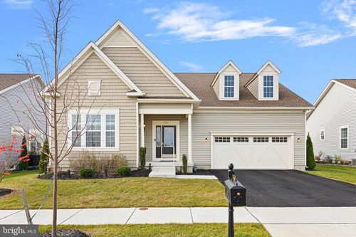 2105 Copland Ln, MIDDLETOWN, DE, 19709-3210 | Card Image