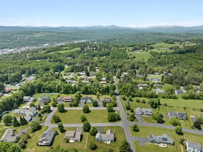 8 Countryside Cir, House other with 3 bedrooms, 3 bathrooms and null parking in Barre VT | Image 38