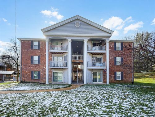 b-7616 Triwoods Dr., Shrewsbury, MO, 63119 | Card Image