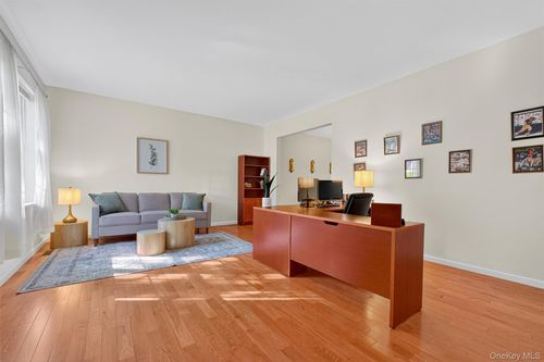 1356 Longview Ave, Peekskill, NY, 10566-4825 | Card Image