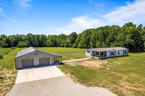 1523 W Farm Road 40, Pleasant Hope, MO, 65725-9160 | Card Image