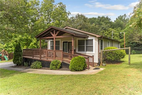 404 Davis Rd, Liberty, SC, 29657-9377 | Card Image