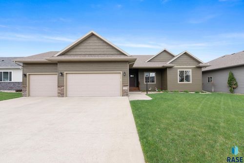 5409 S Sirocco Ave, Sioux Falls, SD, 57108-6808 | Card Image