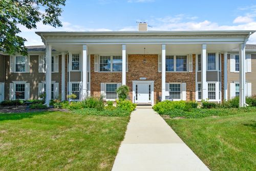 5-1105 Spring Garden Cir, Naperville, IL, 60563-9334 | Card Image