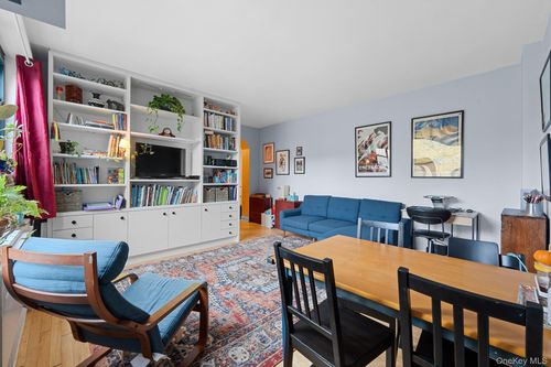 apt-5h-34-40 79th St, Jackson Heights, NY, 11372-2622 | Card Image