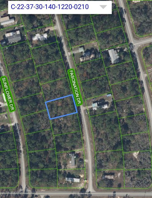 108 Fascination Dr, Lake Placid, FL, 33852-7333 | Card Image