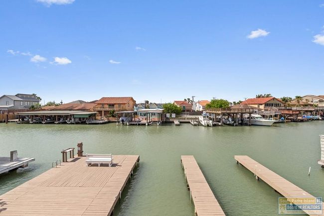 1109 Tarpon Ave, Home with 4 bedrooms, 5 bathrooms and null parking in Port Isabel TX | Image 37