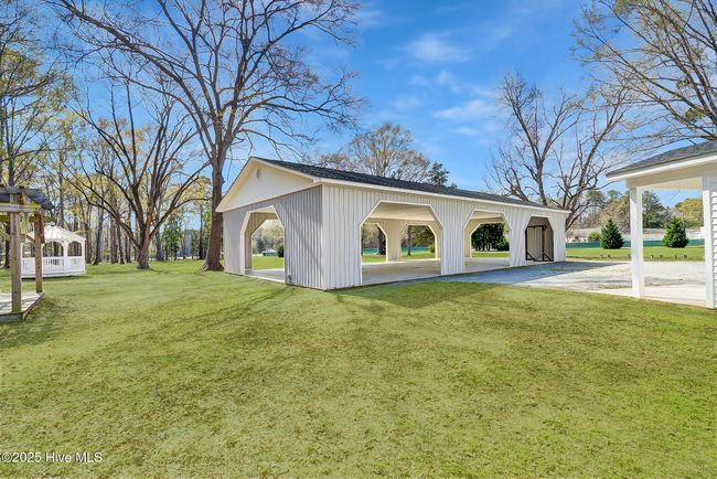 710 S Caroline St, House other with 5 bedrooms, 4 bathrooms and 1 parking in Rockingham NC | Image 53