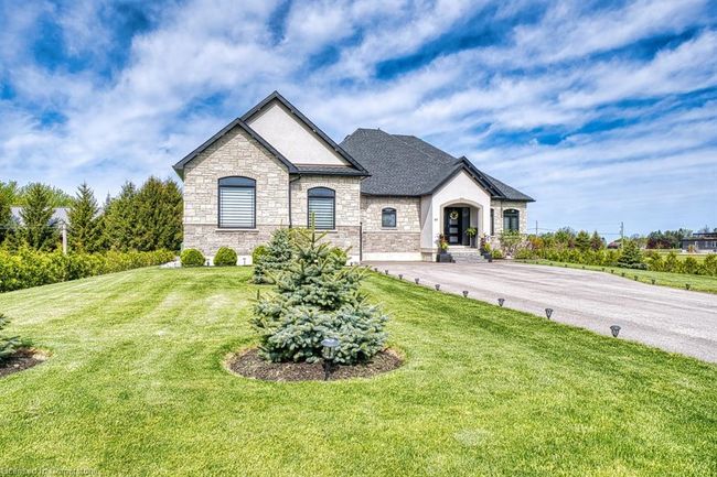 45 Wellington St S, House other with 2 bedrooms, 2 bathrooms and 12 parking in Goderich ON | Image 5