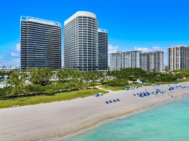 2502 - 9703 Collins Ave, Condo with 2 bedrooms, 3 bathrooms and null parking in Bal Harbour FL | Image 50