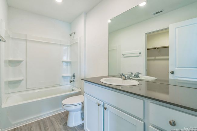 12816 Deep Eddy, House other with 3 bedrooms, 2 bathrooms and null parking in St Hedwig TX | Image 4