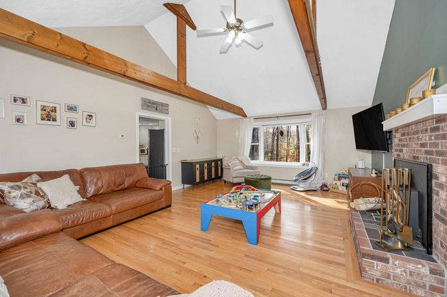 37 Geisser Rd, House other with 3 bedrooms, 3 bathrooms and null parking in Hampstead NH | Image 4