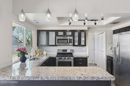 1622 W Avenida De Las Americas, Tucson, AZ, 85704 | Card Image