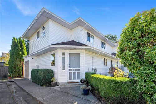 1-2516 Dingwall St, Duncan, BC, V9L2Y9 | Card Image