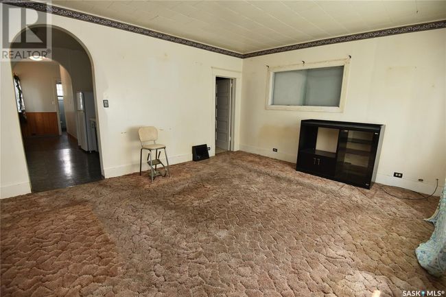 303 2 Nd St W, House other with 3 bedrooms, 1 bathrooms and null parking in Nipawin SK | Image 8