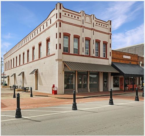 150 W Main St, Lewisville, TX, 75057-3900 | Card Image