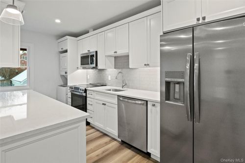 ste-2b-71 W Main St, Oyster Bay, NY, 11771-2258 | Card Image