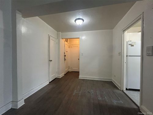 apt-2n-144 41st Ave, Flushing, NY, 11355-1501 | Card Image