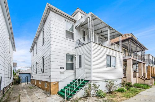 3017 Jacob St, Hamtramck, MI, 48212-3752 | Card Image