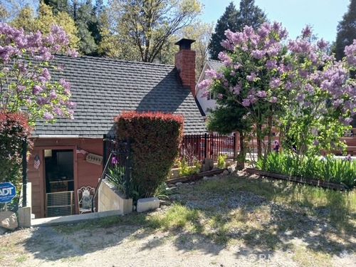 23683 Manzanita Dr, Crestline, CA, 92325-9453 | Card Image